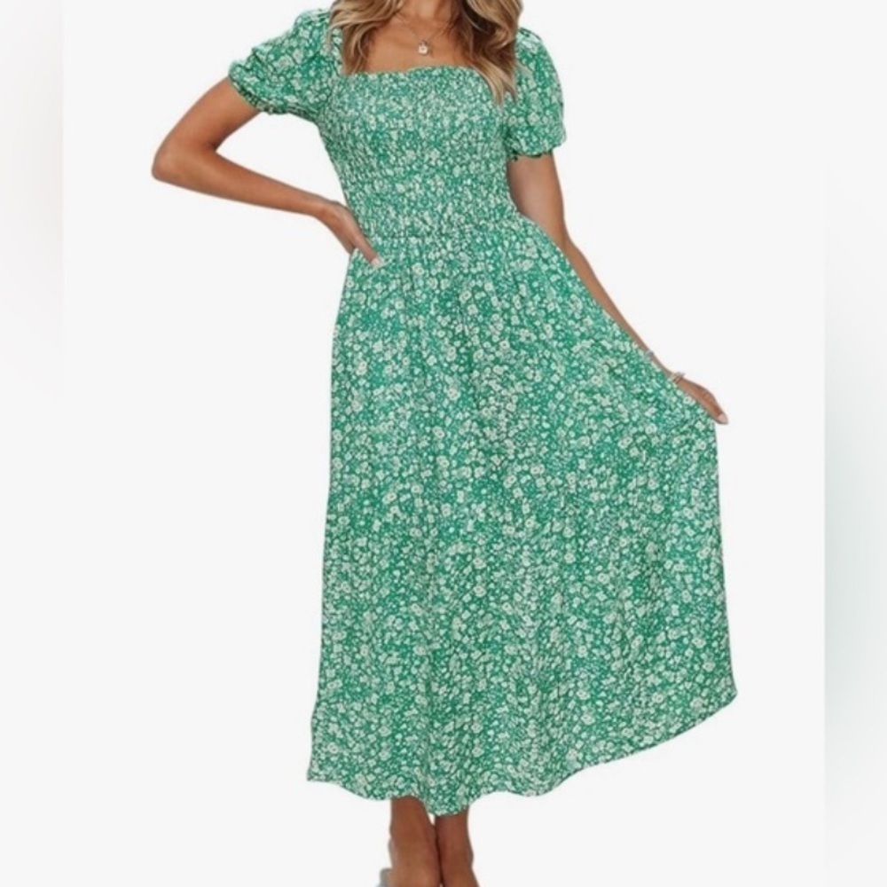Lulus smocked floral maxi Dress green white 35447